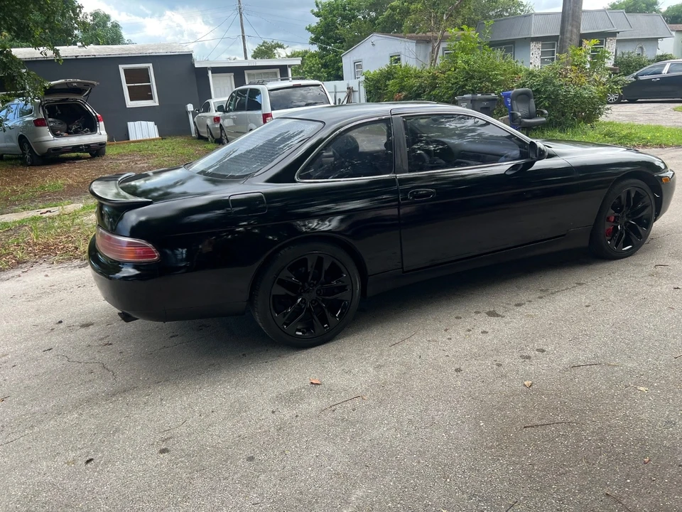 1994 Lexus SC - Image 13 of 21
