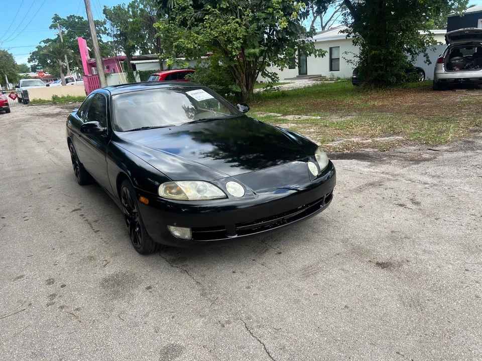 1994 Lexus SC - Image 8 of 21