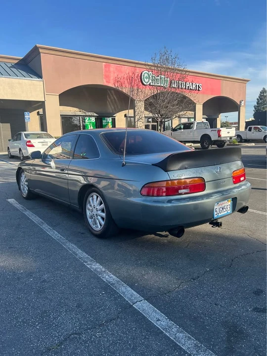 1994 Lexus SC400 - Image 8 of 10