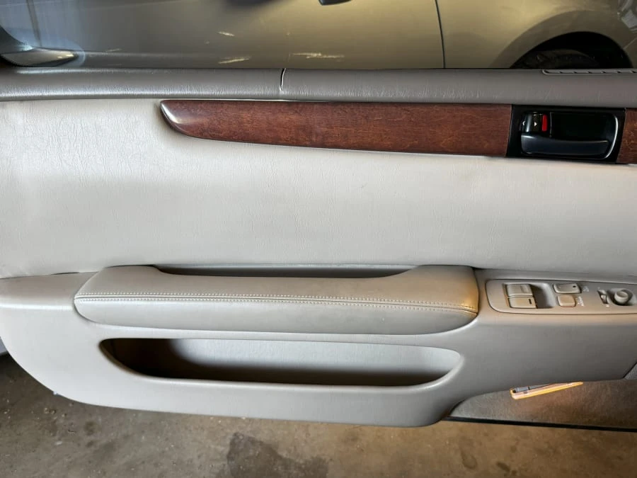 1994 Lexus SC400 - Image 17 of 31