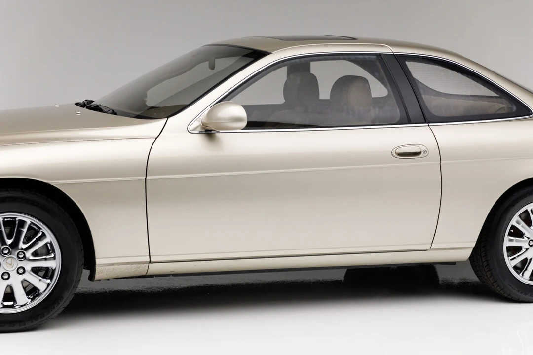 1994 Lexus SC400 - Image 16 of 31