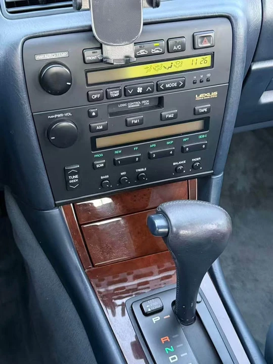 1994 Lexus ES 2nd Gen - Image 10 of 10