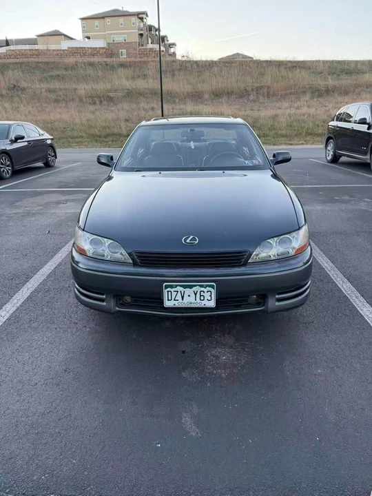 1994 Lexus ES 2nd Gen - Image 2 of 10