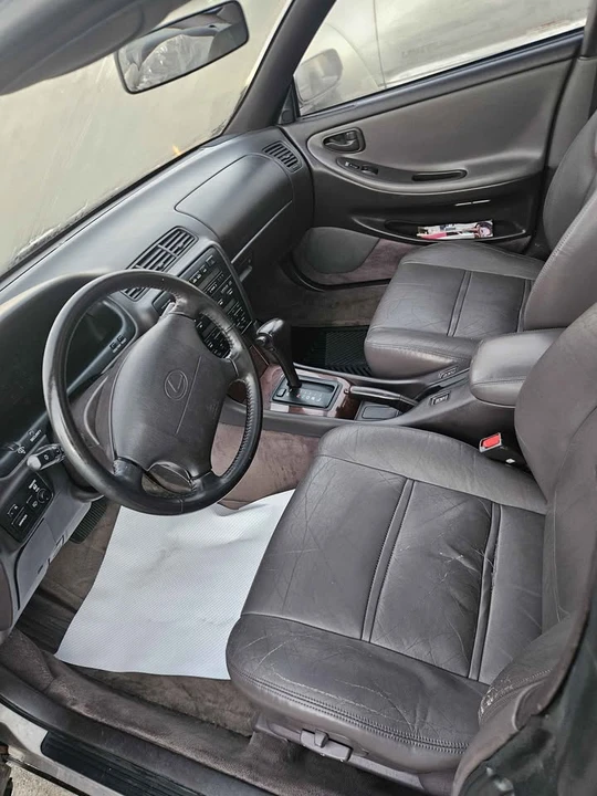 1994 Lexus ES 1st Gen - Image 2 of 5
