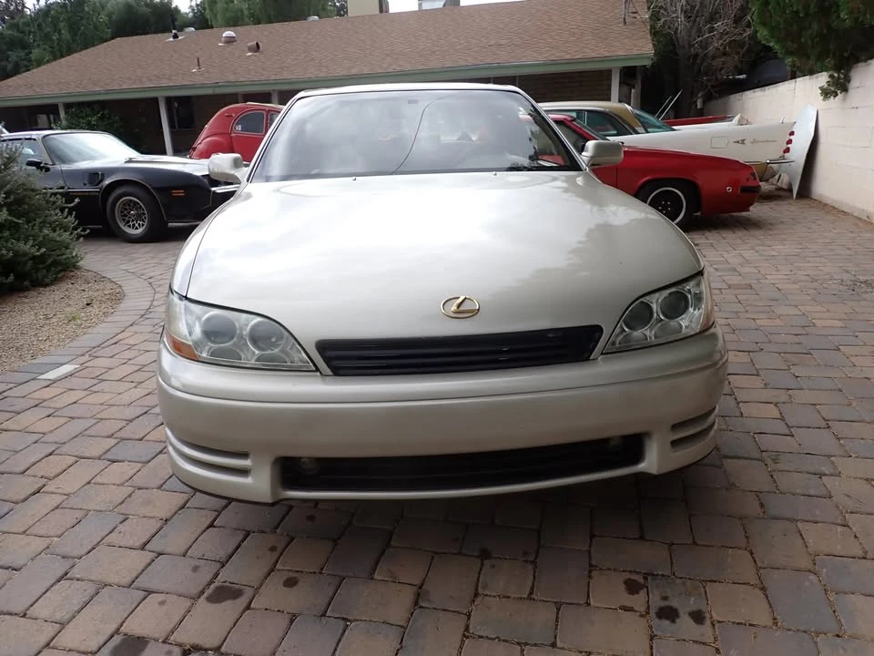 1994 Lexus ES 2nd Gen - Image 3 of 11