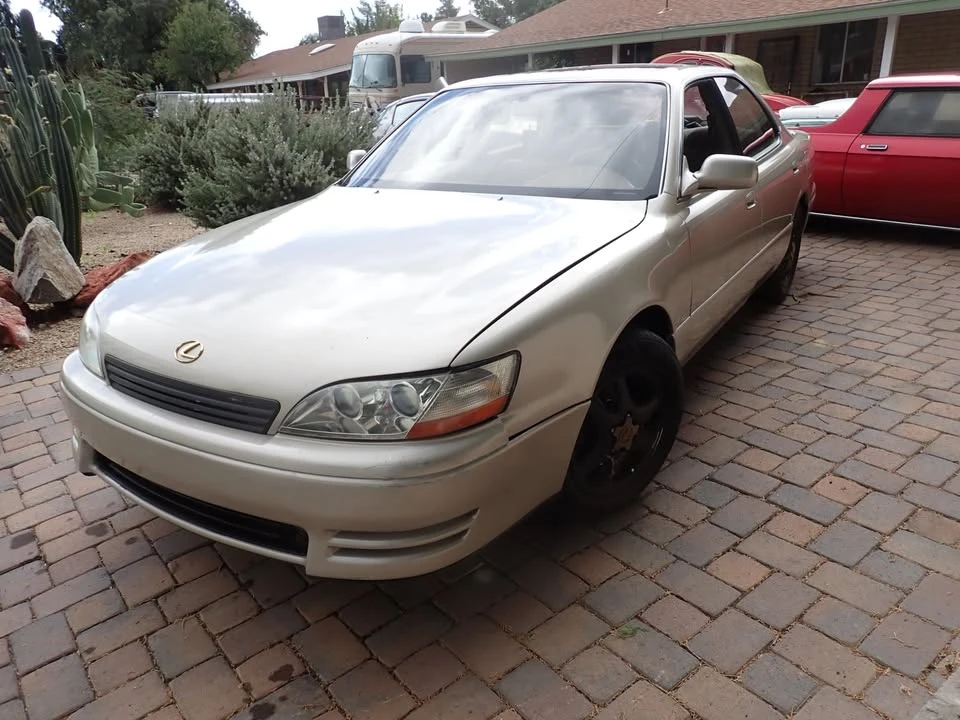 1994 Lexus ES 2nd Gen - Image 2 of 11