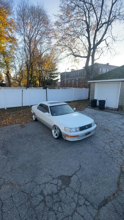1994 Lexus LS 1st Gen - Image 4 of 7