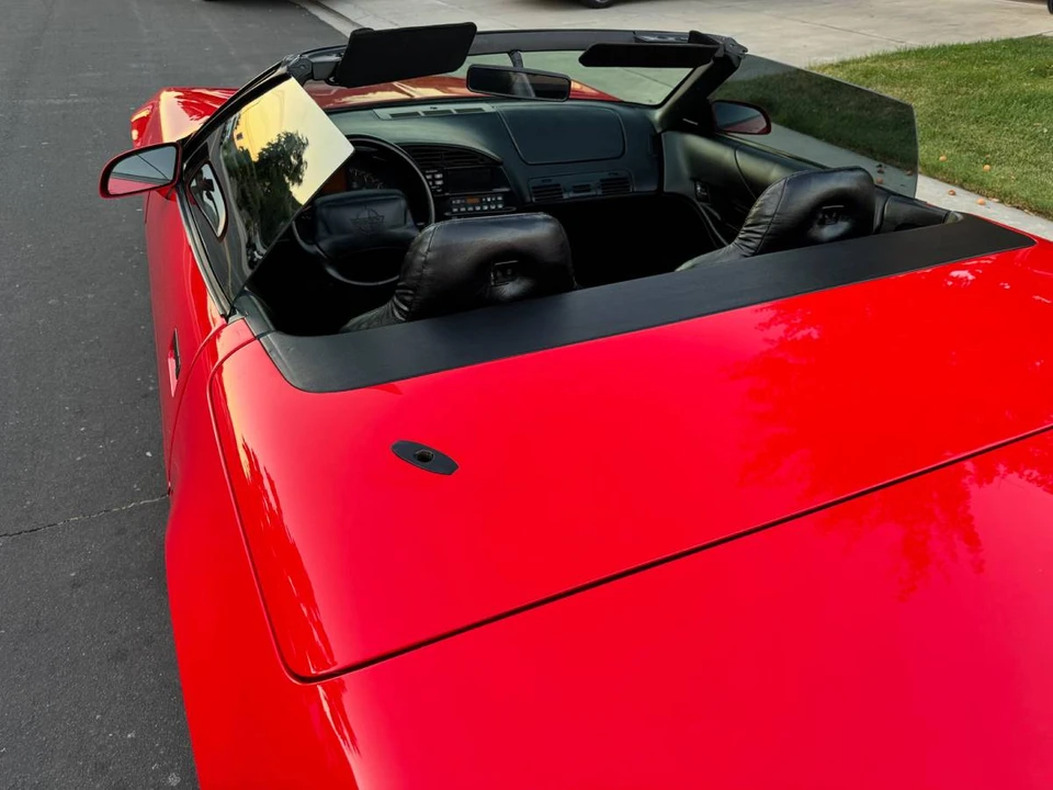 1994 Chevrolet Corvette C4 - Image 16 of 21