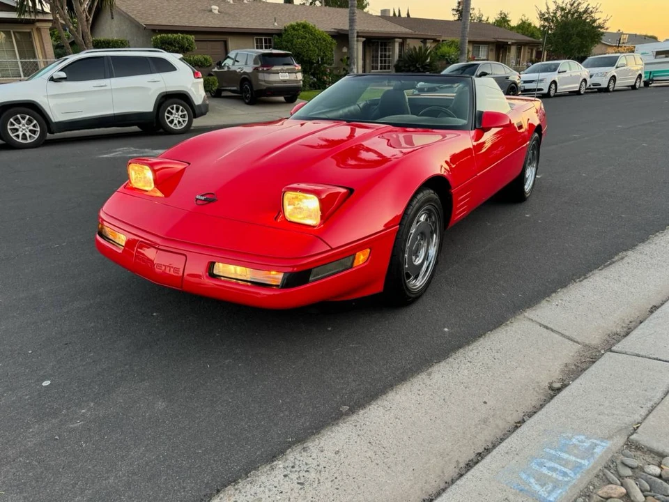 1994 Chevrolet Corvette C4 - Image 12 of 23