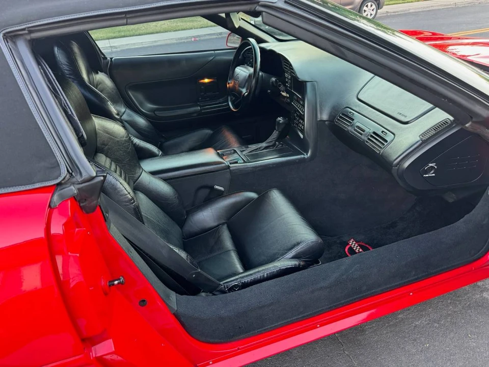 1994 Chevrolet Corvette C4 - Image 8 of 23
