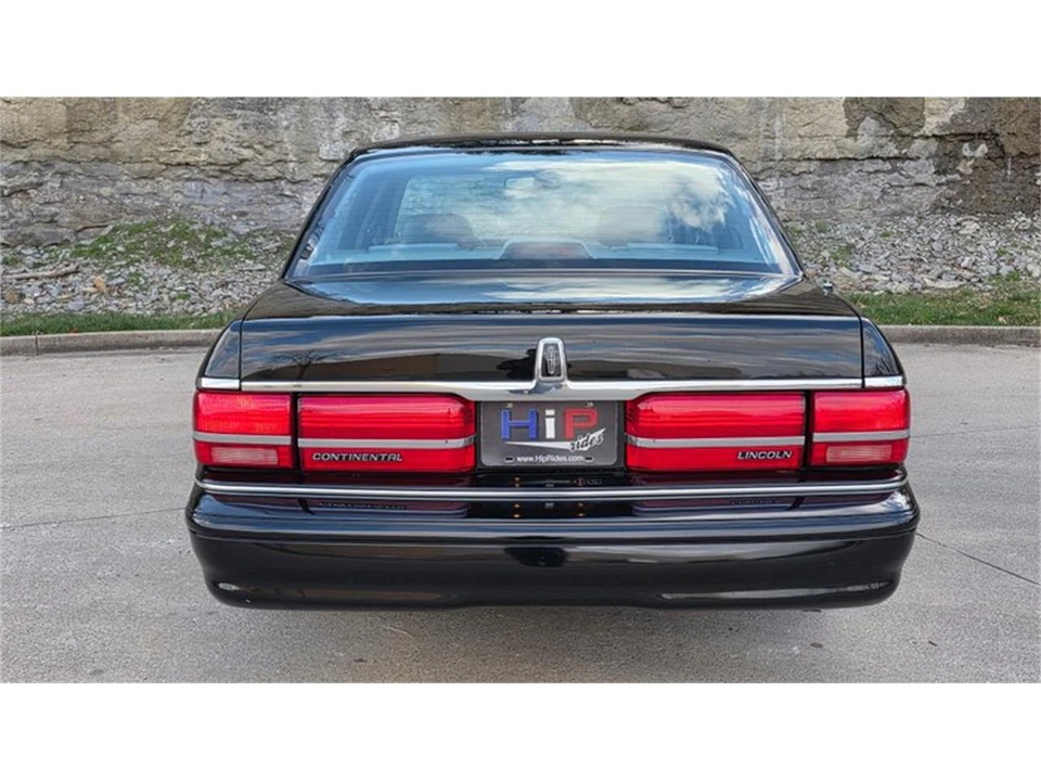 1994 Lincoln Continental 8th Gen - Image 6 of 31