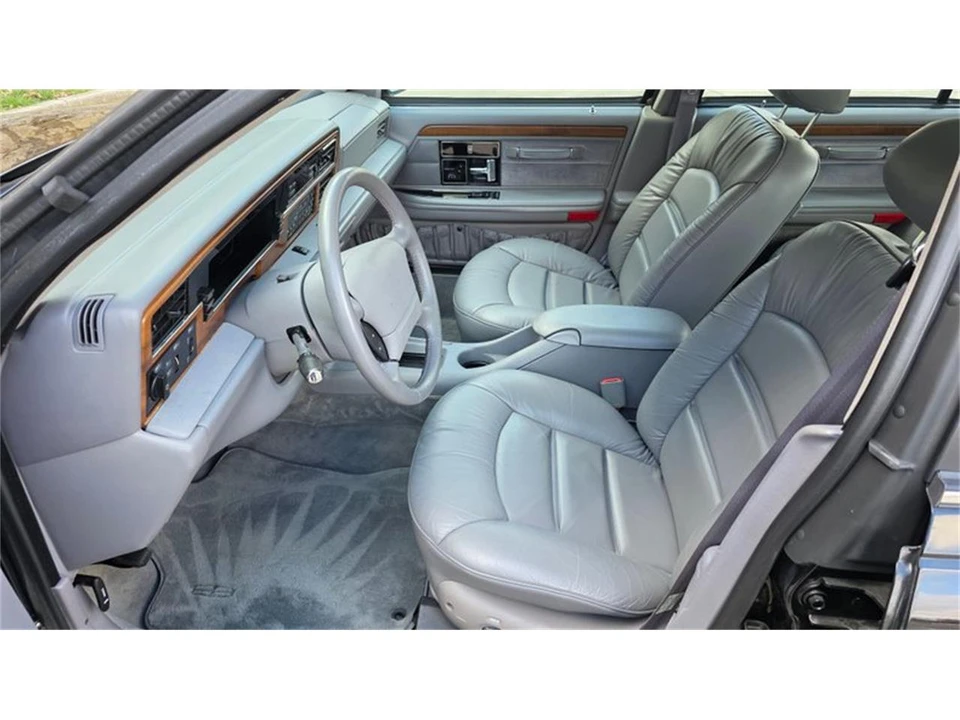 1994 Lincoln Continental 8th Gen - Image 31 of 31