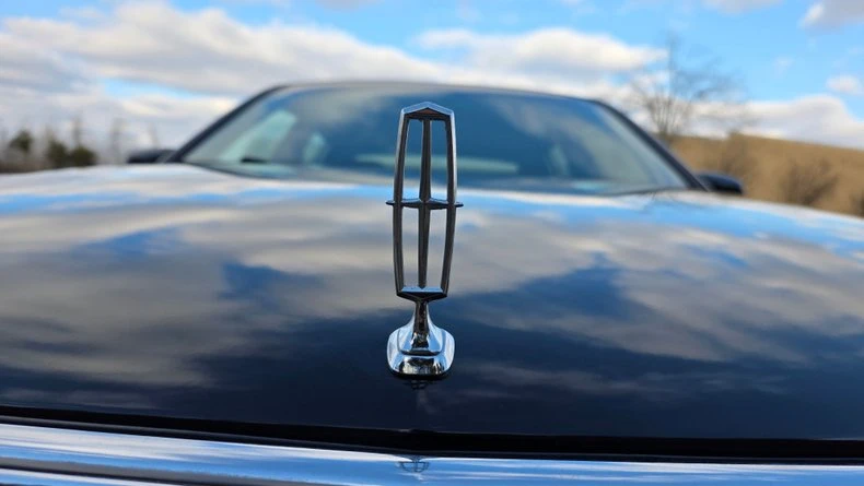1994 Lincoln Continental 8th Gen - Image 24 of 31