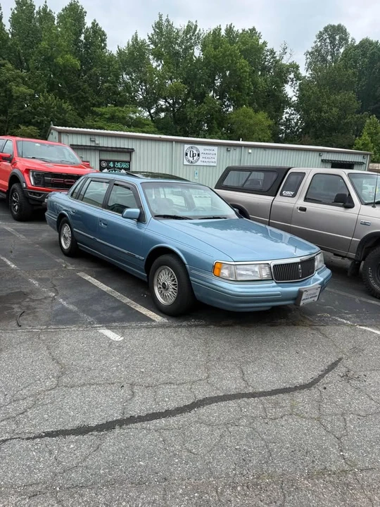 1994 Lincoln Continental 8th Gen - Image 7 of 8