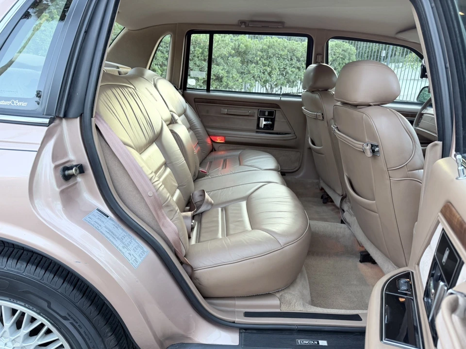 1994 Lincoln Continental 8th Gen - Image 31 of 31