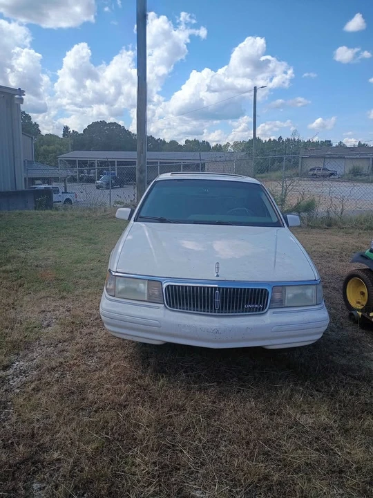 1994 Lincoln Continental 8th Gen - Image 3 of 4