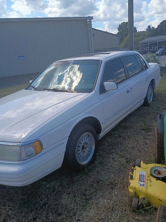 1994 Lincoln Continental 8th Gen - Image 4 of 4