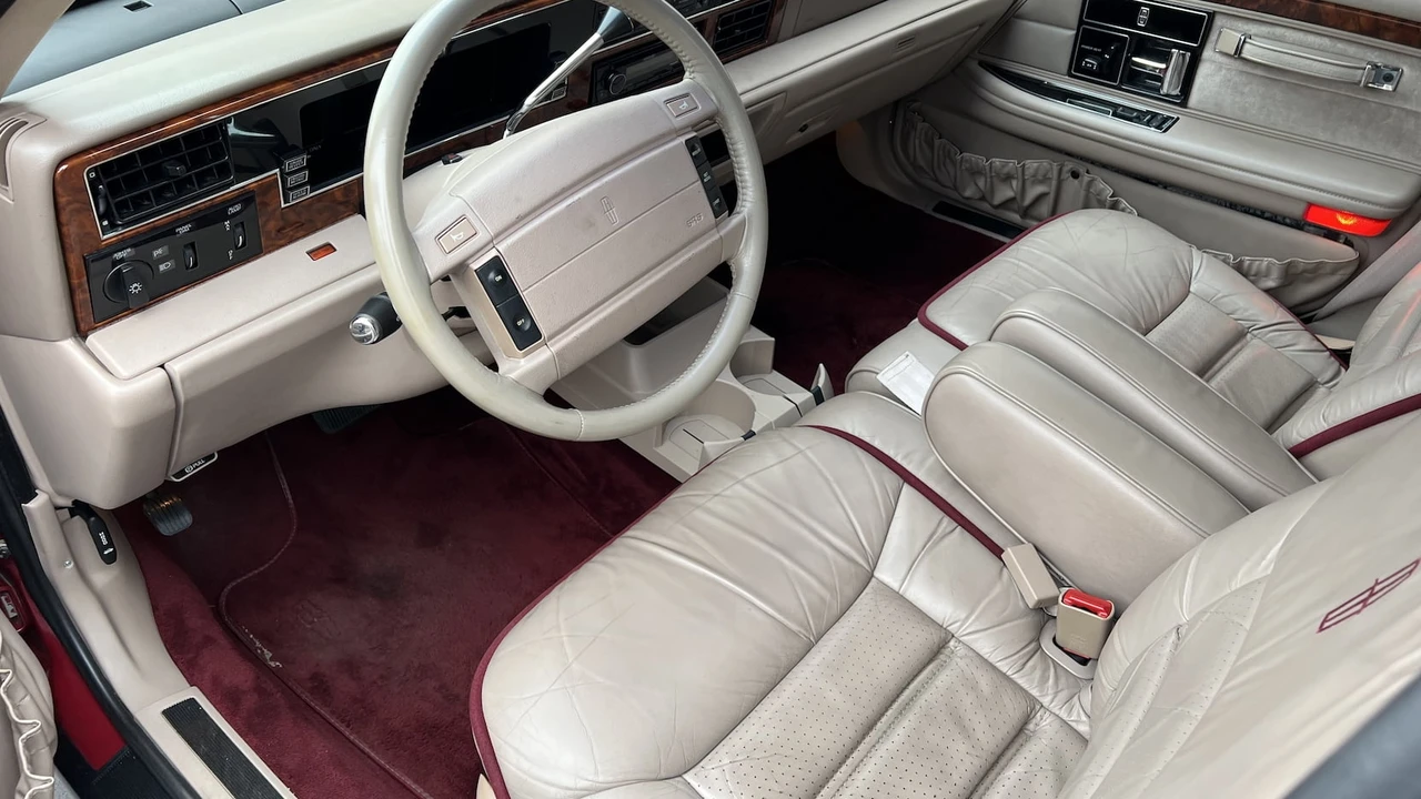 1994 Lincoln Continental 8th Gen - Image 4 of 9