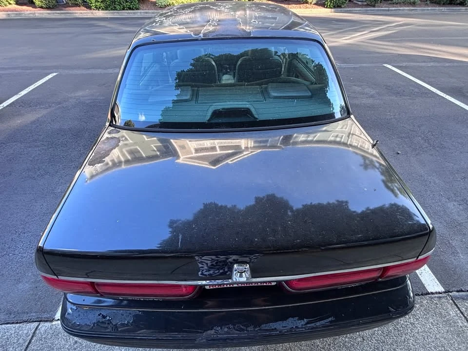 1994 Lincoln Continental 8th Gen - Image 4 of 10