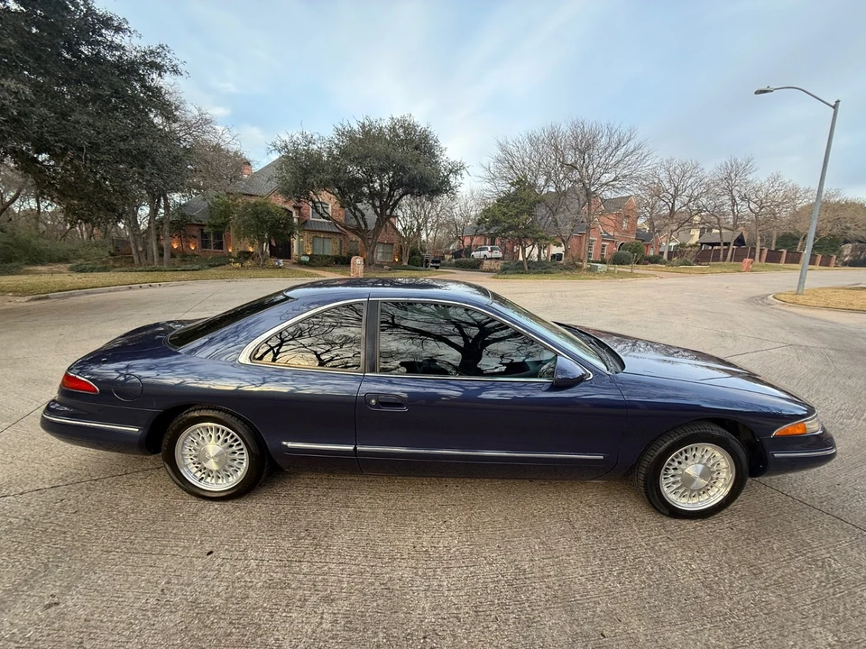 1994 Lincoln Continental Mark VIII - Image 10 of 21