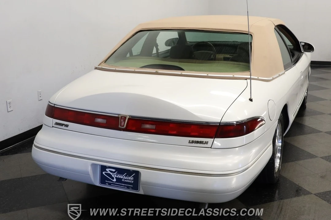 1994 Lincoln Continental Mark VIII - Image 10 of 12