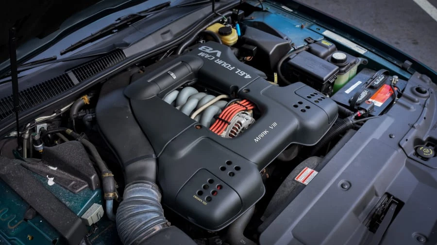 1994 Lincoln Continental Mark VIII - Image 7 of 27