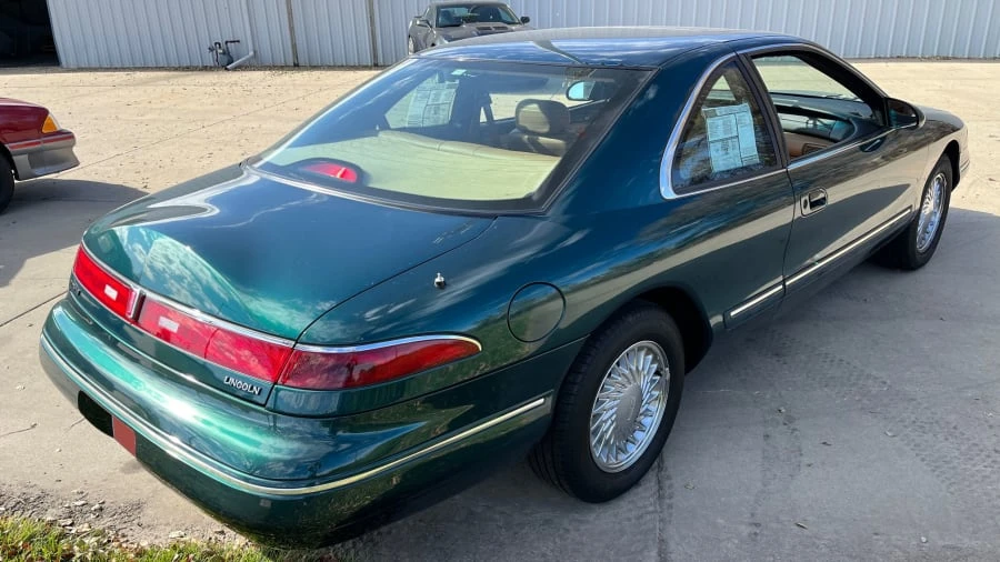 1994 Lincoln Continental Mark VIII - Image 3 of 17