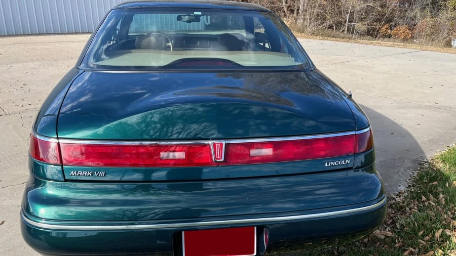 1994 Lincoln Continental Mark VIII - Image 5 of 17