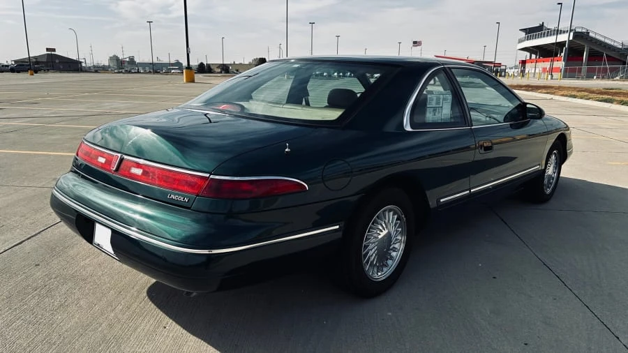 1994 Lincoln Continental Mark VIII - Image 3 of 29