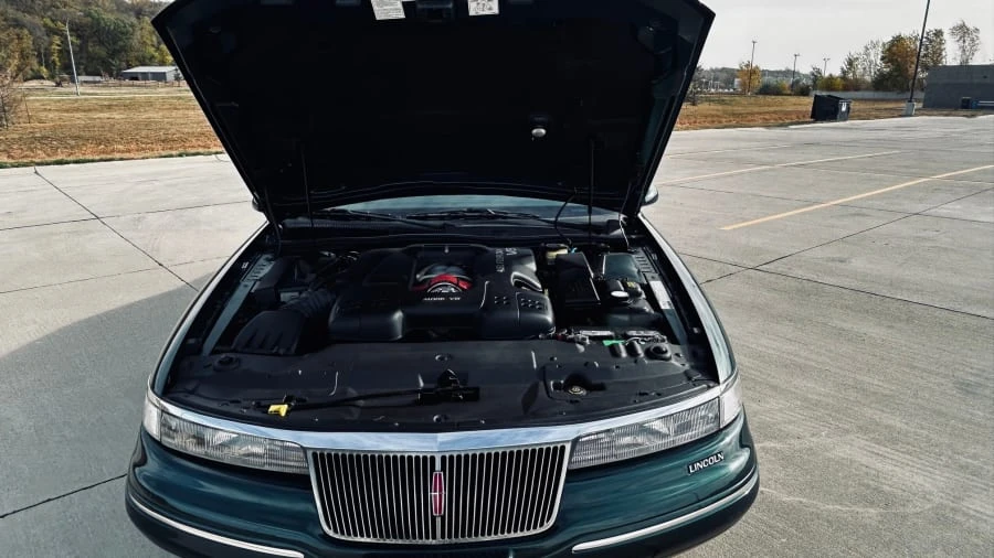 1994 Lincoln Continental Mark VIII - Image 27 of 29
