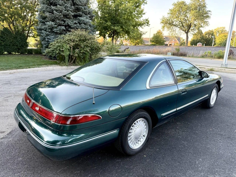 1994 Lincoln Continental Mark VIII - Image 10 of 20