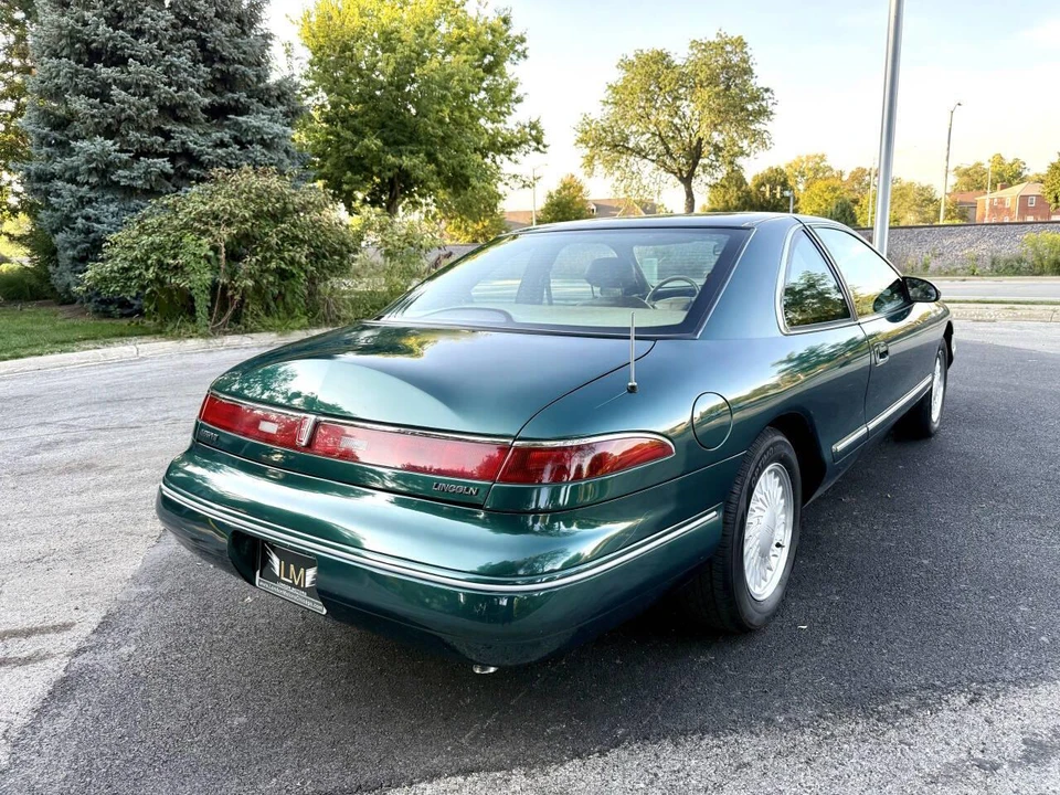 1994 Lincoln Continental Mark VIII - Image 11 of 20