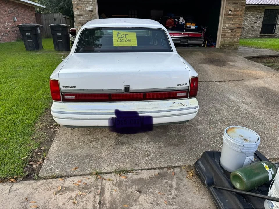 1994 Lincoln Town Car - Image 2 of 5