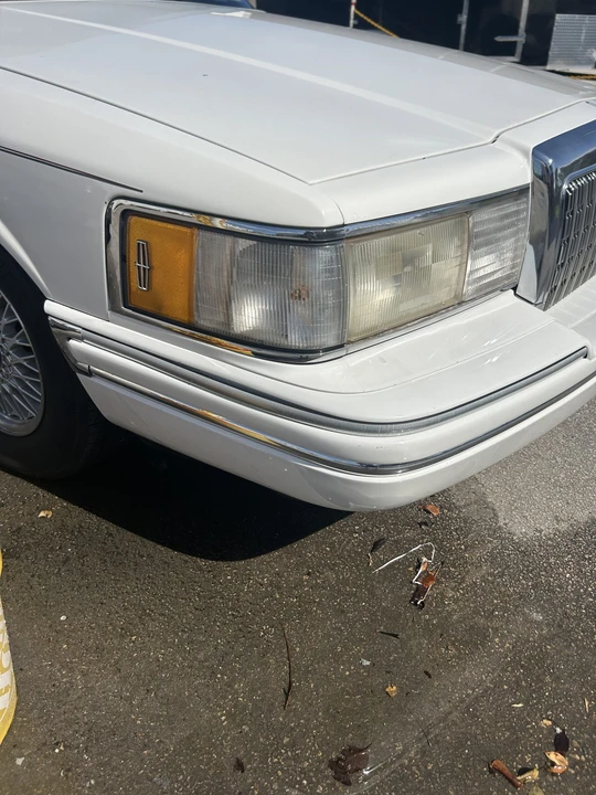 1994 Lincoln Town Car - Image 19 of 31