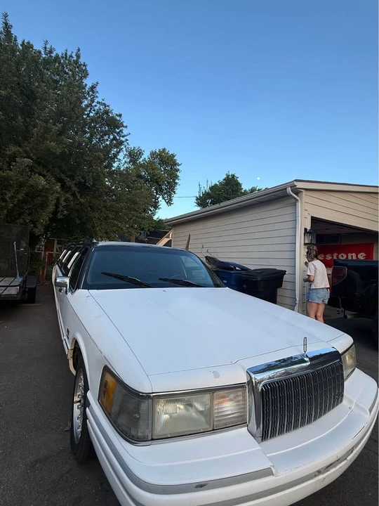1994 Lincoln Town Car - Image 7 of 10