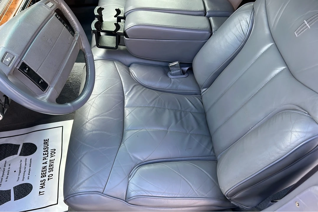 1994 Lincoln Town Car - Image 16 of 21
