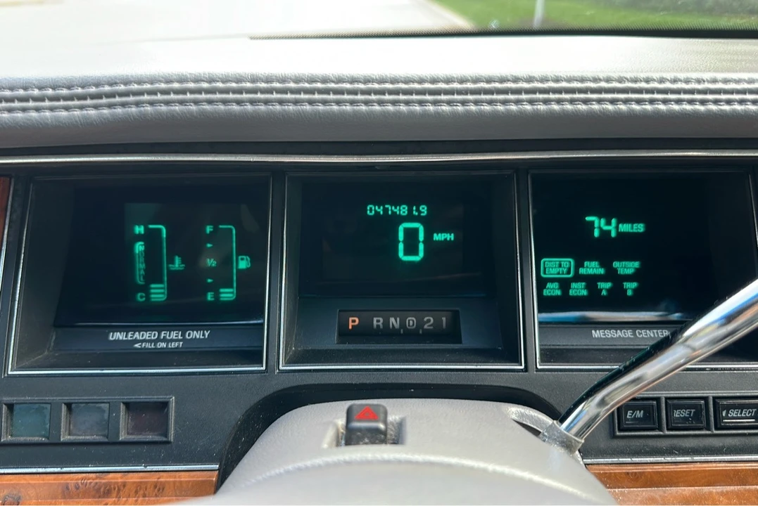 1994 Lincoln Town Car - Image 13 of 21