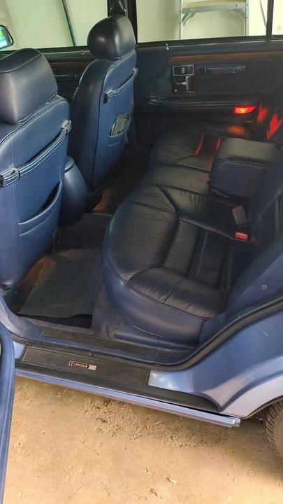 1994 Lincoln Continental 8th Gen - Image 3 of 6
