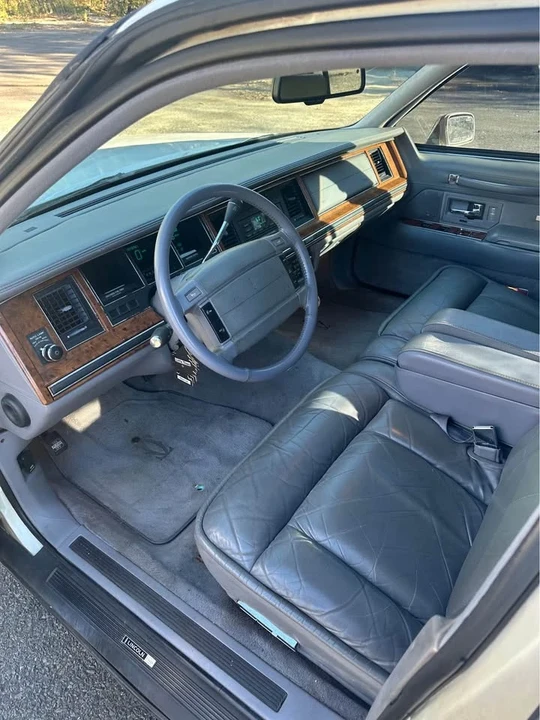 1994 Lincoln Town Car - Image 7 of 9