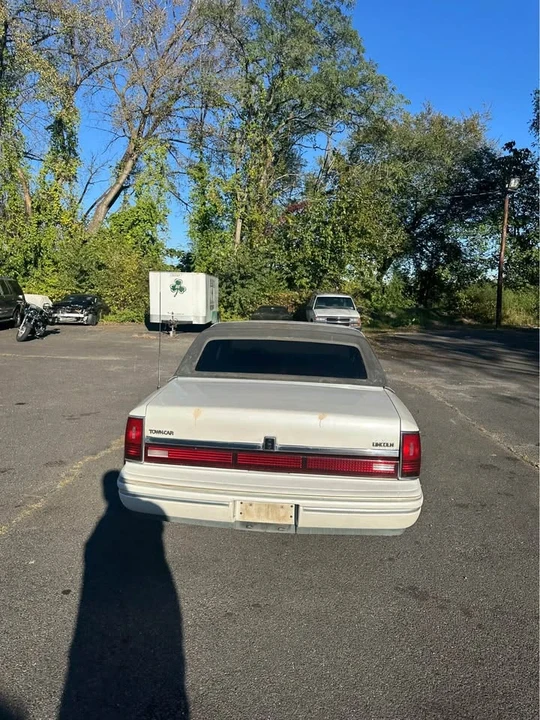1994 Lincoln Town Car - Image 6 of 9