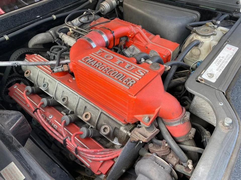 1994 Lotus Esprit Series 4 - Image 6 of 14