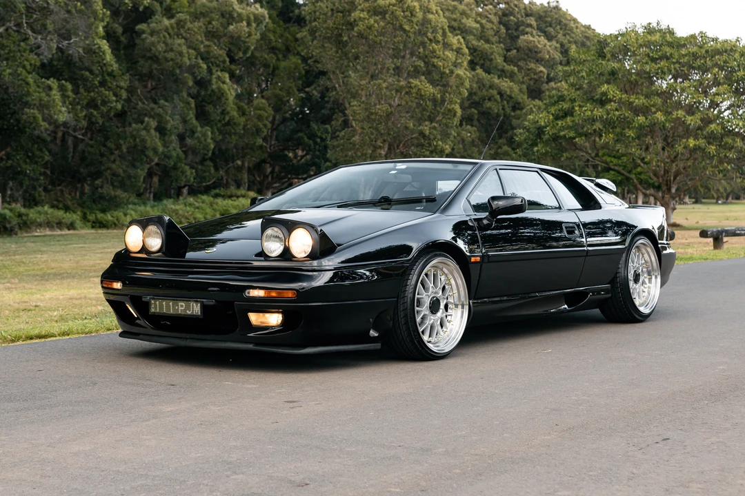 1993 Lotus Esprit Series 4 - Image 11 of 31