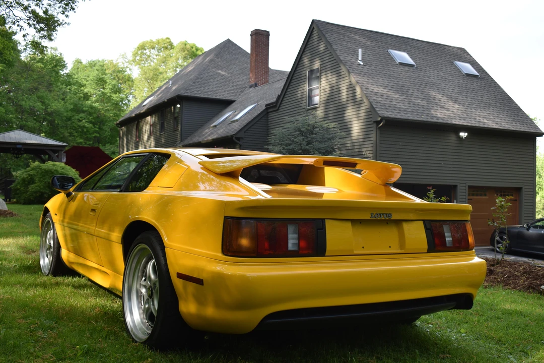 1994 Lotus Esprit Series 4 - Image 17 of 31
