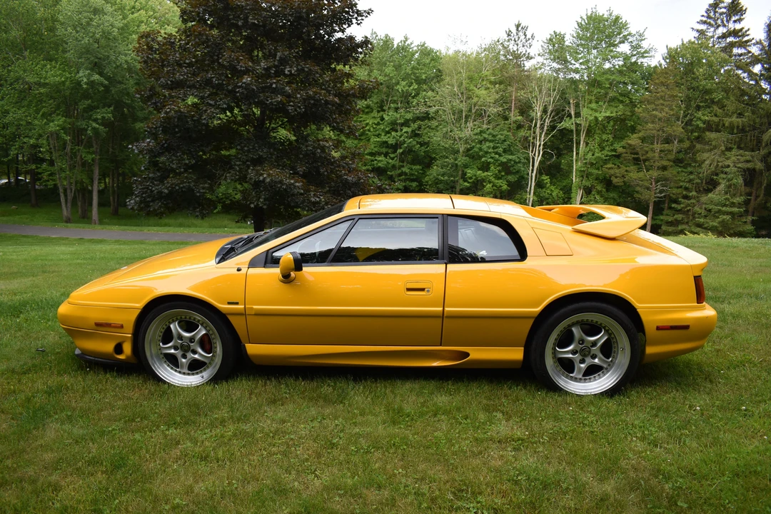 1994 Lotus Esprit Series 4 - Image 12 of 31