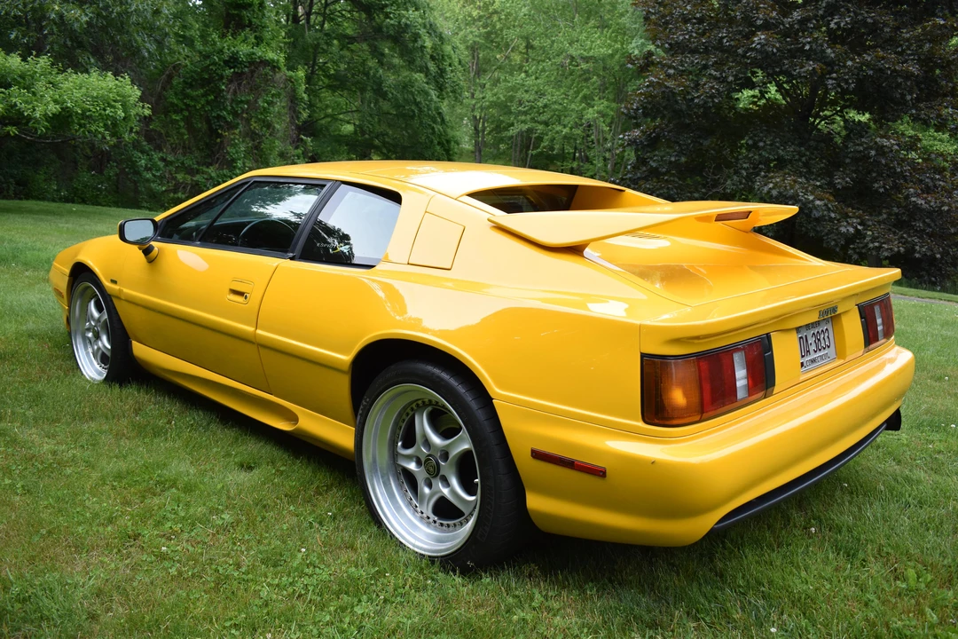 1994 Lotus Esprit Series 4 - Image 14 of 31