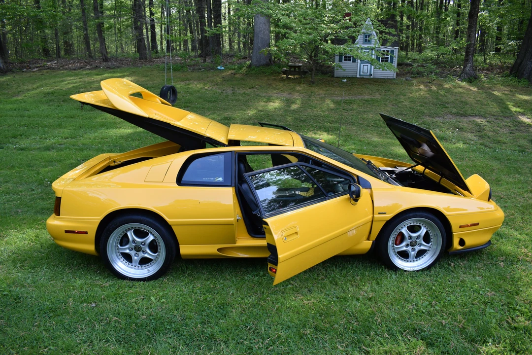 1994 Lotus Esprit Series 4 - Image 23 of 31