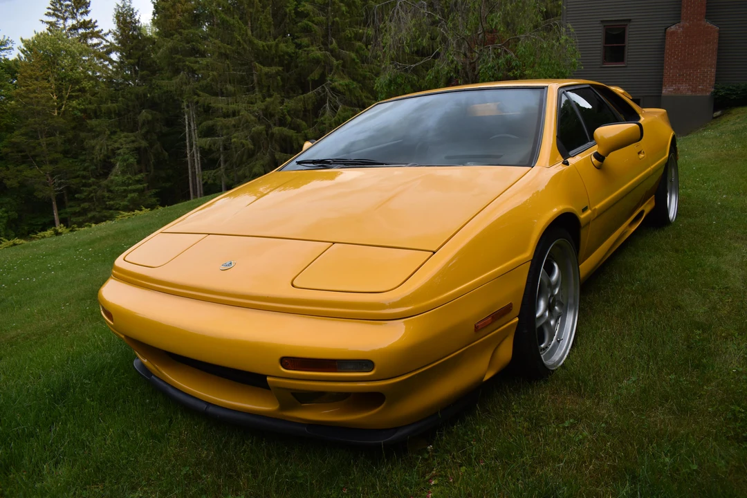 1994 Lotus Esprit Series 4 - Image 10 of 31