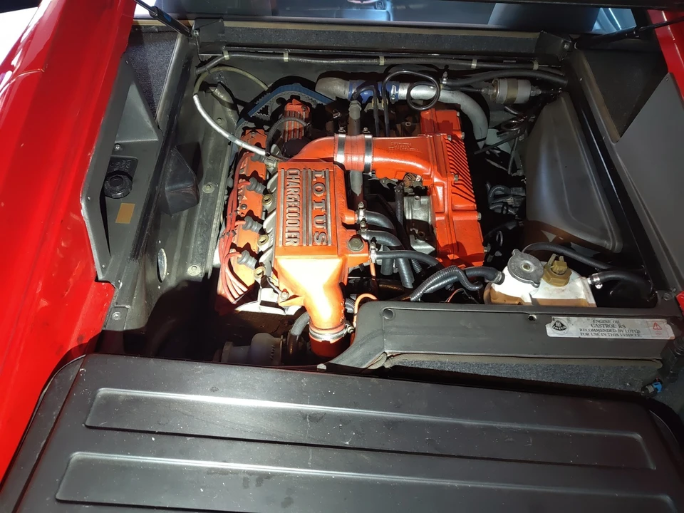 1994 Lotus Esprit Series 4 - Image 13 of 31