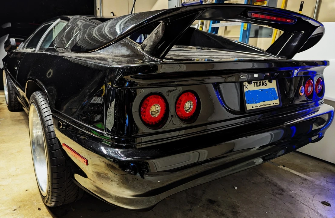 1994 Lotus Esprit Series 4 - Image 17 of 20