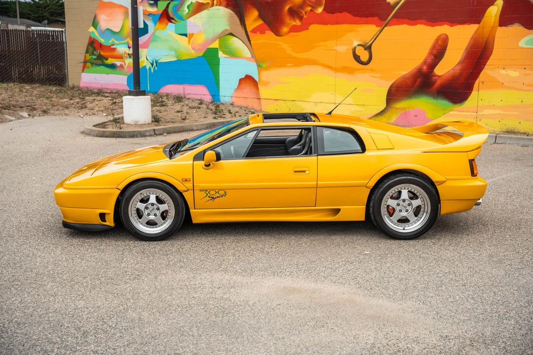 1994 Lotus Esprit Series 4 - Image 8 of 31